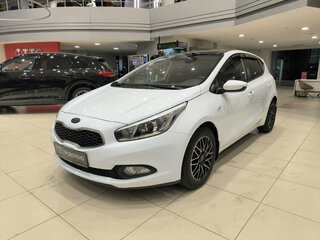 2015 Kia Ceed II, белый, 1380000 рублей, вид 1
