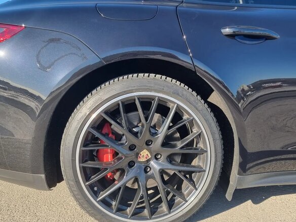 2017 Porsche Panamera 4S II, чёрный, 5400000 рублей - вид 17