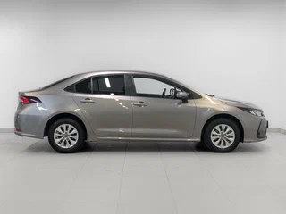 2022 Toyota Corolla XII (E210), серый, 2090000 рублей, вид 4