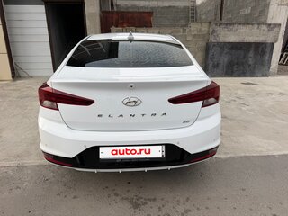 2019 Hyundai Elantra VI (AD) Рестайлинг, белый, 1650000 рублей, вид 5