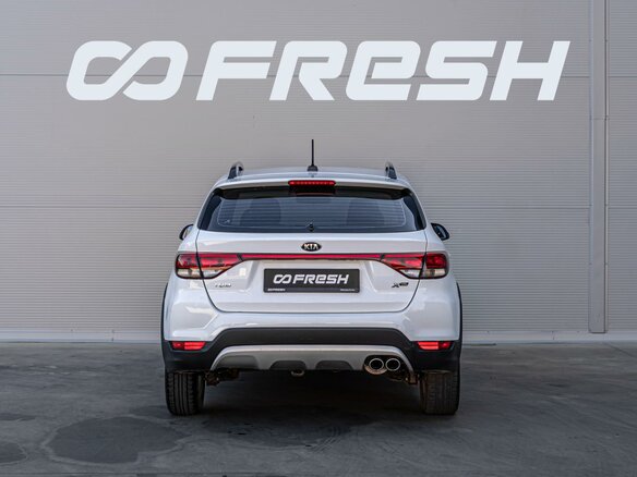 2019 Kia Rio X-Line IV, белый, 1250000 рублей - вид 3
