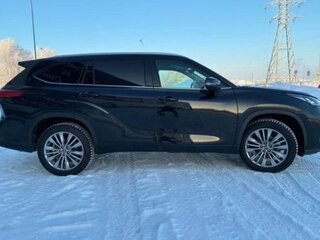 2025 Toyota Highlander IV (XU70), чёрный, 4900000 рублей, вид 3