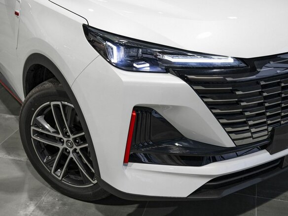 2026 Changan UNI-S I, белый, 3259900 рублей - вид 12