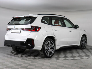 2026 BMW X1 Long 25Li xDrive III (U11/U12), белый, 5985000 рублей, вид 4