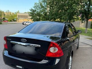 2008 Ford Focus II Рестайлинг, чёрный, 630000 рублей, вид 3