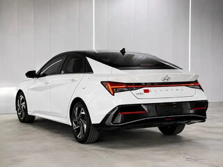 2023 Hyundai Elantra VII (CN7) Рестайлинг, белый, 1516600 рублей, вид 4