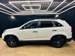 2011 Kia Sorento II, белый, 1699000 рублей, вид 3
