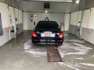 2018 Mercedes-Benz E-Класс 200 V (W213, S213, C238), чёрный, 2300000 рублей, вид 4