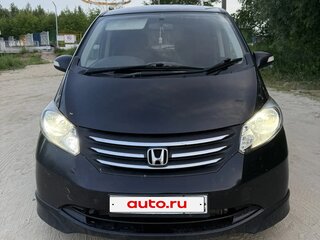 2010 Honda Freed Spike I Рестайлинг, чёрный, 700000 рублей, вид 2