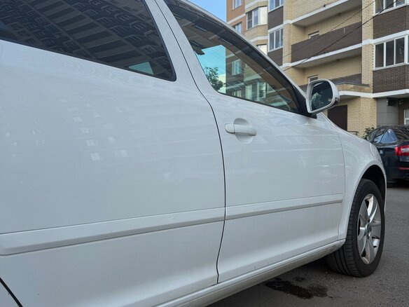 2013 Skoda Octavia II (A5) Рестайлинг, белый, 858000 рублей - вид 8