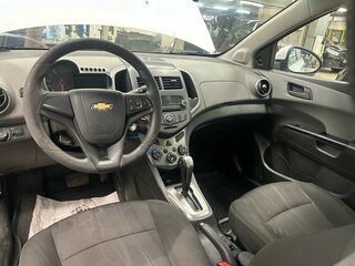 2012 Chevrolet Aveo II, белый, 769000 рублей, вид 4