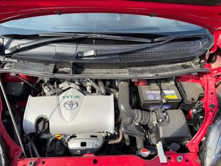 2015 Toyota Porte II, красный, 1030000 рублей, вид 5
