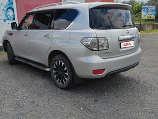 2010 Nissan Patrol VI (Y62), серебристый, 1700000 рублей, вид 5