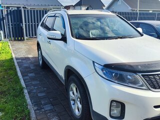 2018 Kia Sorento II Рестайлинг, белый, 2050000 рублей, вид 1