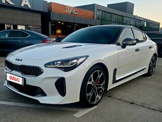 2018 Kia Stinger I, белый, 3000000 рублей, вид 1