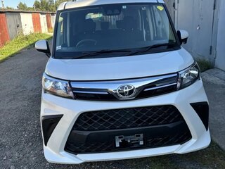 2021 Toyota Roomy I Рестайлинг, белый, 1300000 рублей, вид 3