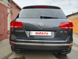 2015 Volkswagen Touareg II Рестайлинг, серый, 2290000 рублей, вид 3