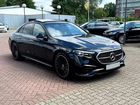 2025 Mercedes-Benz E-Класс 200 VI (W214, S214), чёрный, 5610000 рублей, вид 2