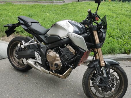 2019 Honda CB 650R, серебристый, 825000 рублей, вид 1