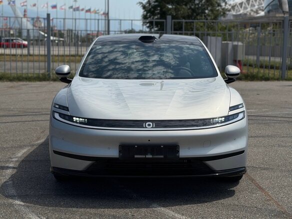 2026 Changan Qiyuan A06 28.39 kWh, серебристый, 2549990 рублей - вид 1
