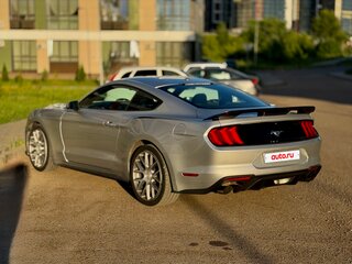2019 Ford Mustang VI Рестайлинг, серебристый, 3300000 рублей, вид 5