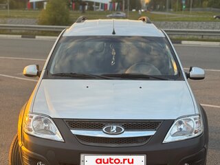 2017 Lada (ВАЗ) Largus Cross I, серебристый, 665000 рублей, вид 1