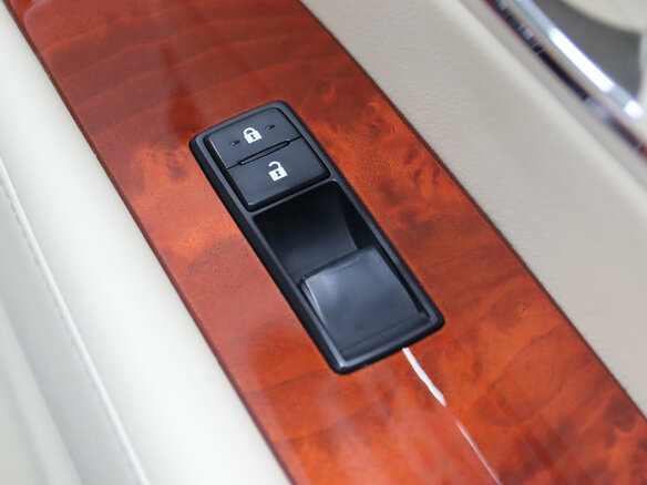 2010 Lexus RX 350 III, белый - вид 37