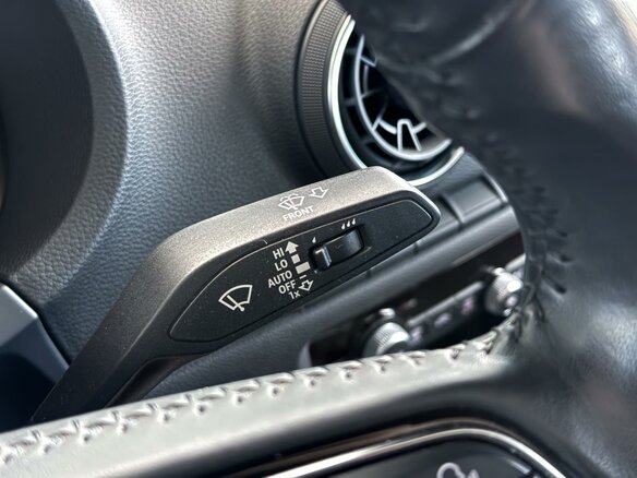 2019 Audi A3 III (8V) Рестайлинг, белый, 1649000 рублей - вид 24