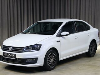 2017 Volkswagen Polo V Рестайлинг, белый, 999000 рублей, вид 1