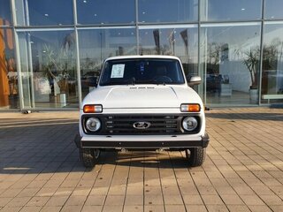 2024 Lada (ВАЗ) Niva Legend I, белый, 1157000 рублей, вид 2