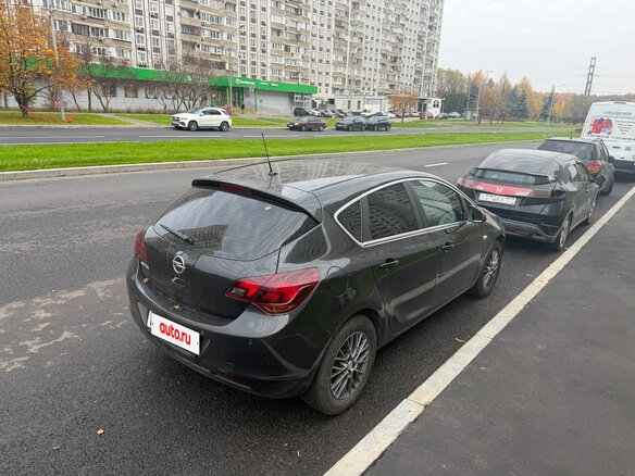 2011 Opel Astra J, чёрный, 515000 рублей - вид 1