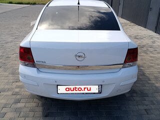 2011 Opel Astra H Рестайлинг, белый, 650000 рублей, вид 4