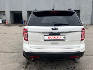 2013 Ford Explorer V, белый, 1750000 рублей, вид 5