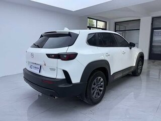 2023 Mazda CX-50, белый, 2450000 рублей, вид 4
