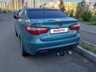 2012 Kia Rio 5-speed III, зелёный, 850000 рублей, вид 4