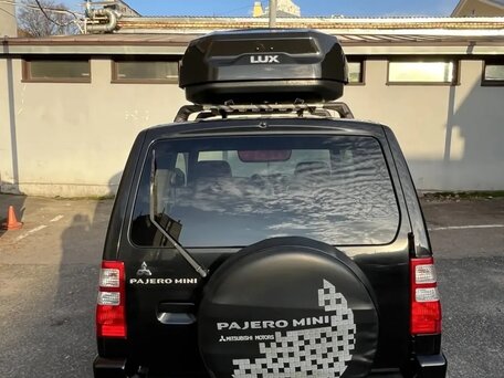 2009 Mitsubishi Pajero Mini II, чёрный, 850000 рублей, вид 3