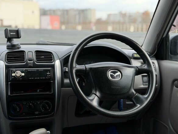 2001 Mazda Demio I (DW), серебристый, 109000 рублей - вид 11