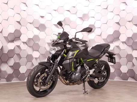 2018 Kawasaki Z 650, чёрный, 669000 рублей, вид 2