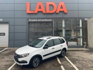 2026 Lada (ВАЗ) Granta Cross I Рестайлинг, белый, 1226000 рублей, вид 1
