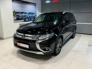 2015 Mitsubishi Outlander III Рестайлинг 2, чёрный, 1670000 рублей, вид 2