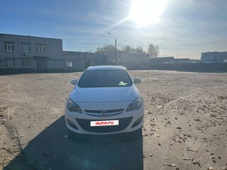2013 Opel Astra J Рестайлинг, белый, 770000 рублей, вид 2