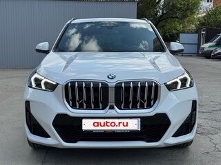 2025 BMW X1 20i xDrive III (U11/U12), белый, 5790000 рублей, вид 2