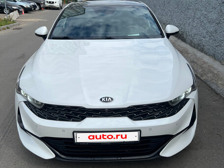 2020 Kia K5 III, белый, 2450000 рублей, вид 2
