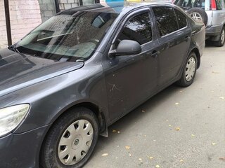 2010 Skoda Octavia II (A5) Рестайлинг, серый, 480000 рублей, вид 2