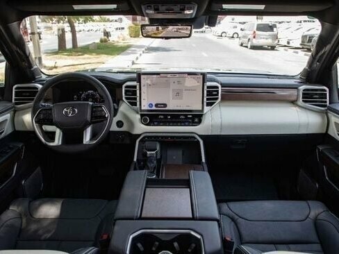 2026 Toyota Tundra CrewMax III, серый, 10000000 рублей - вид 7