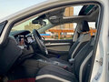 2023 Volkswagen Golf VIII, белый, 1780000 рублей - вид 5