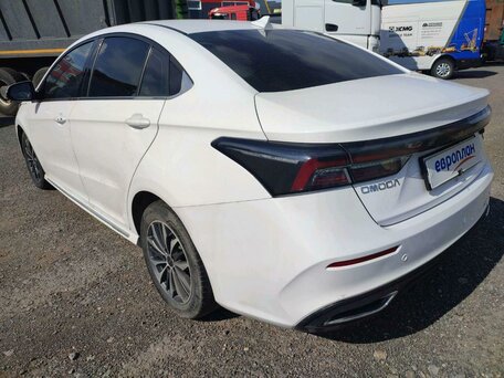 Omoda S5