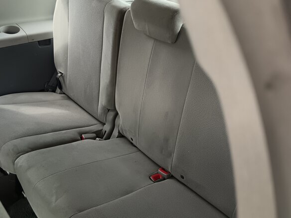 2010 Toyota Sienna III, белый, 1800000 рублей - вид 12