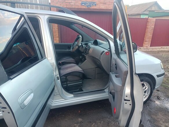 2008 Hyundai Matrix I Рестайлинг, серебристый, 550000 рублей - вид 29