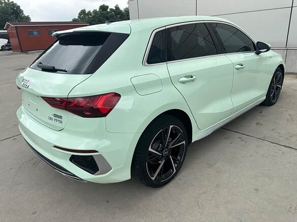 2023 Audi A3 Sportback 35 TFSI IV (8Y), зелёный, 2150000 рублей - вид 5